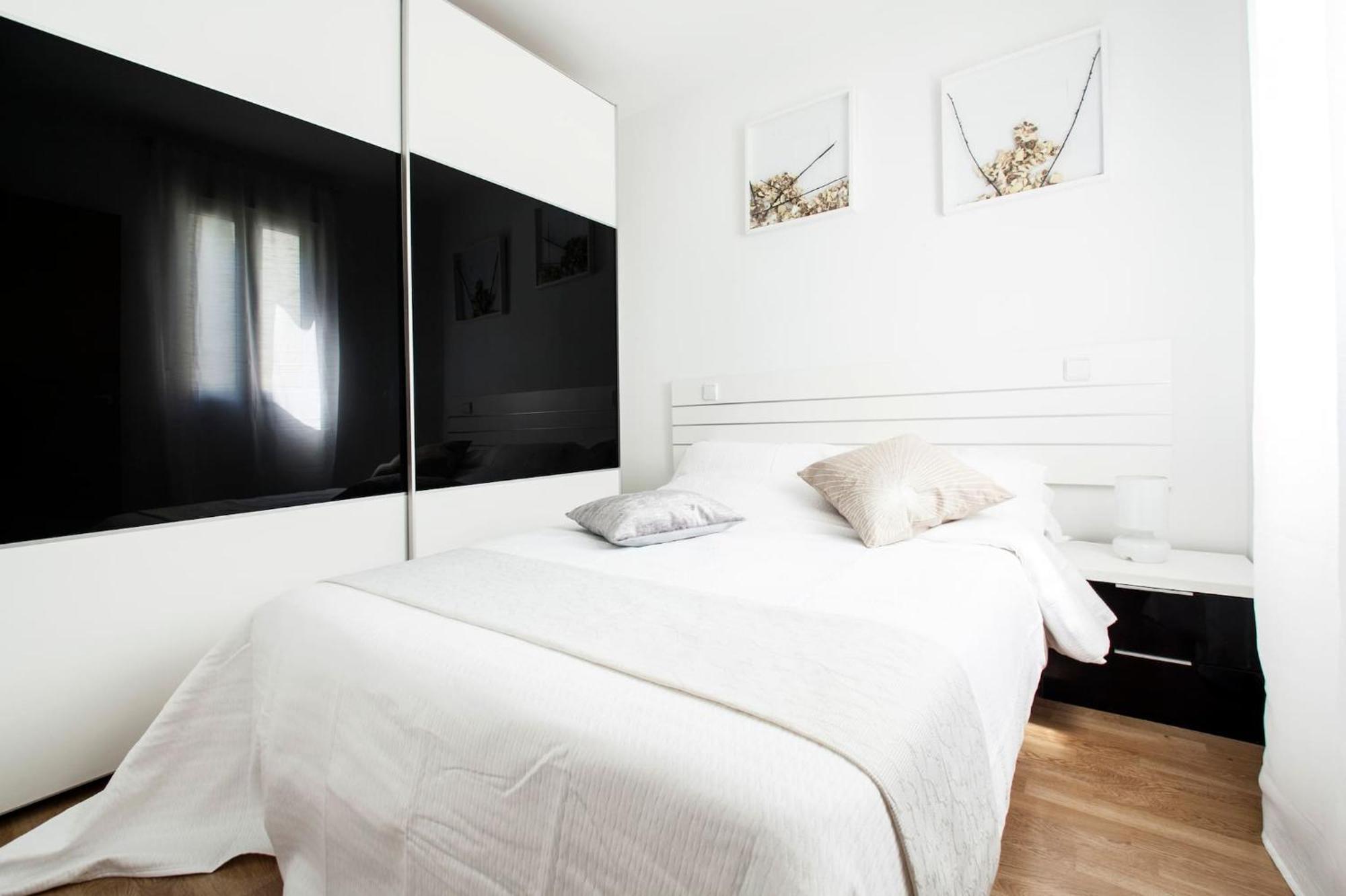 Apartamentos Day Madrid Ildefonso Centro Gran Via Sol Malasana Ngoại thất bức ảnh
